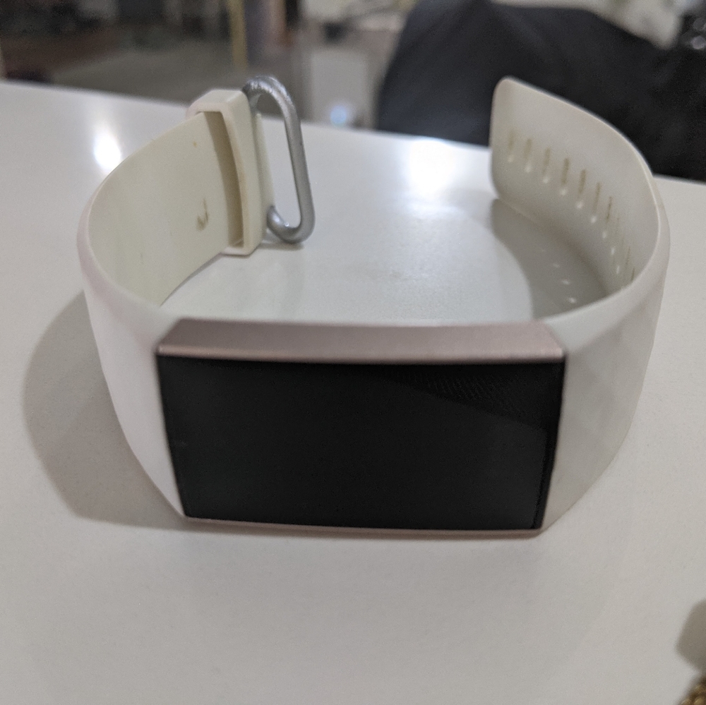 Fitbit Charge 3